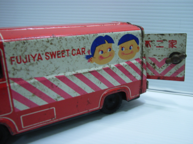 ☆現状品☆ 不二家 ペコちゃん ブリキバス FUJIYA SWEET CAR